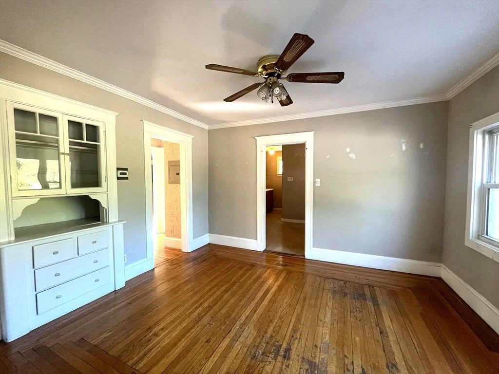 2 bed, 1 bath apartment for rent at 105 Shore Dr Unit 1, Ten Hills — photo 7 of 18