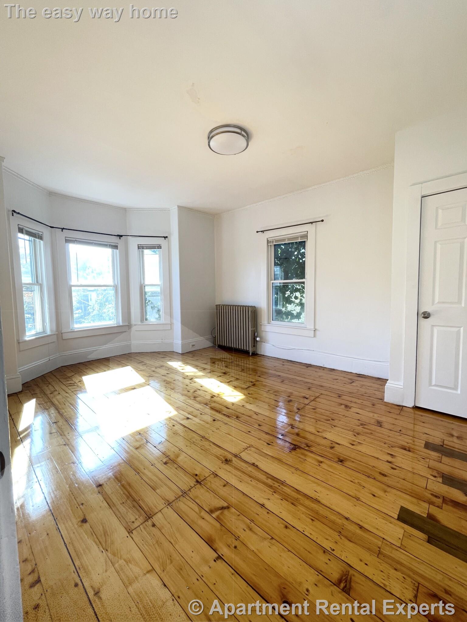 3 bed, 1 bath apartment for rent at 105 Summer St Unit 3, Union Square — photo 6 of 10