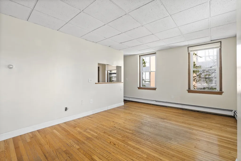 1 bed, 1 bath apartment for rent at 105 West Fourth St Unit 3A, South Boston — photo 3 of 10