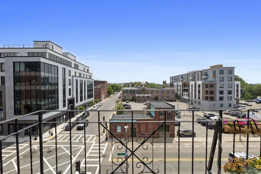 1 bed, 1 bath apartment for rent at 105 W Fourth St Unit 4A, South Boston — photo 8 of 16