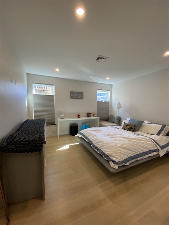 3 bed, 2 bath apartment for rent at 105 West 3rd St Unit 1, South Boston — photo 11 of 14