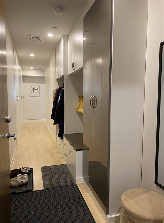 3 bed, 2 bath apartment for rent at 105 West 3rd St Unit 1, South Boston — photo 2 of 14