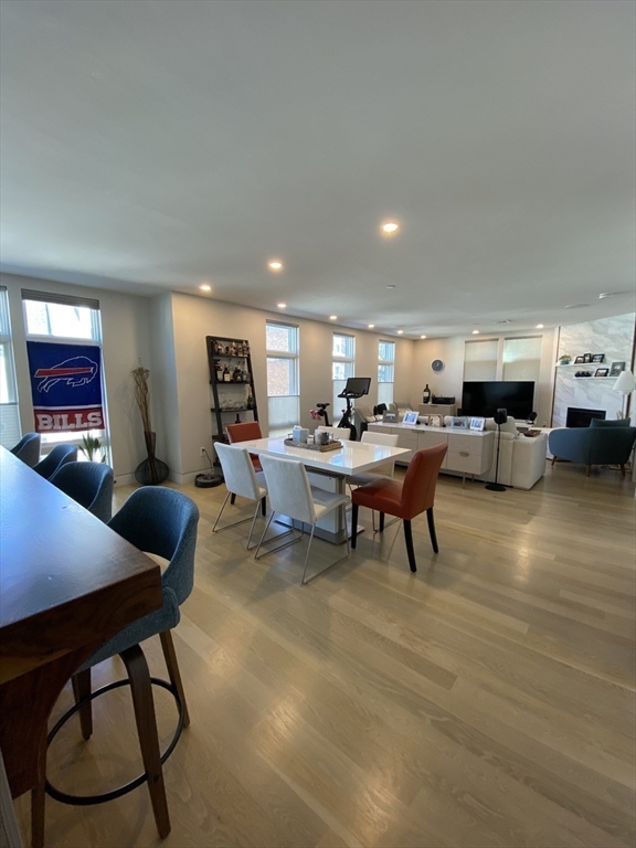 3 bed, 2 bath apartment for rent at 105 West 3rd St Unit 1, South Boston — photo 6 of 14