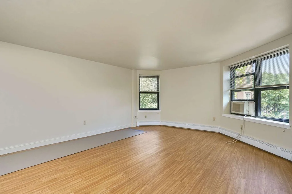 4 bed, 1 bath apartment for rent at 105 West Concord St Unit 2, South End — photo 7 of 33