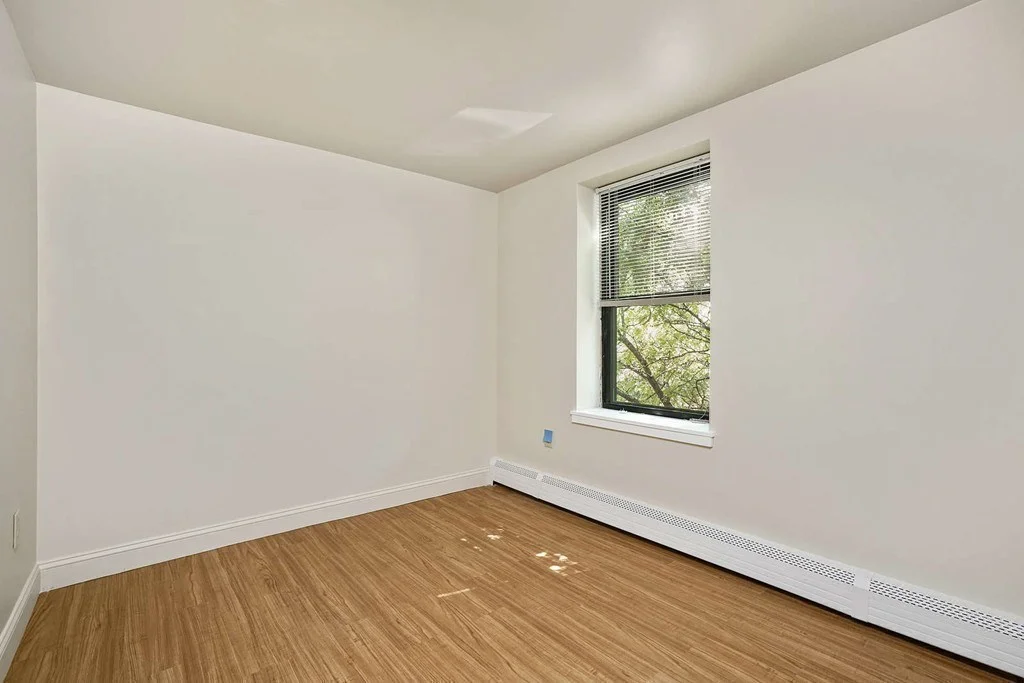 4 bed, 1 bath apartment for rent at 105 West Concord St Unit 2, South End — photo 10 of 33