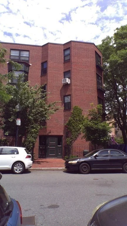 4 bed, 1 bath apartment for rent at 105 West Concord St Unit 2, South End — photo 32 of 33