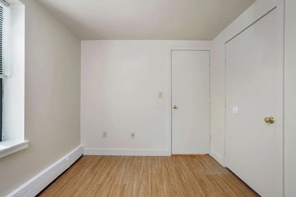 4 bed, 1 bath apartment for rent at 105 West Concord St Unit 2, South End — photo 11 of 33