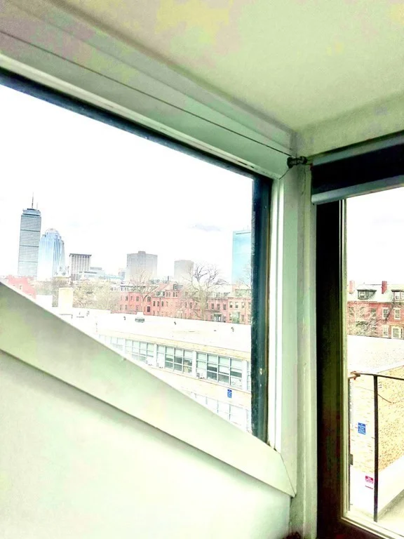 Studio bed, 1 bath apartment for rent at 105 West Springfield Unit 3, South End — photo 19 of 19