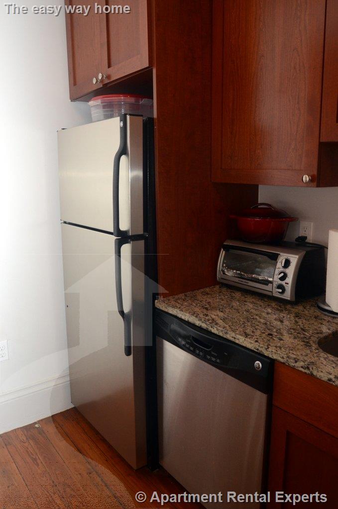 2 bed, 1 bath apartment for rent at 105 Winter St, East Cambridge — photo 1 of 13