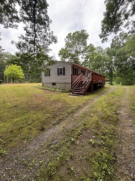 3 bed, 1 bath apartment for rent at 1050 Flat Hill Rd Unit 0, Lunenburg — photo 17 of 17