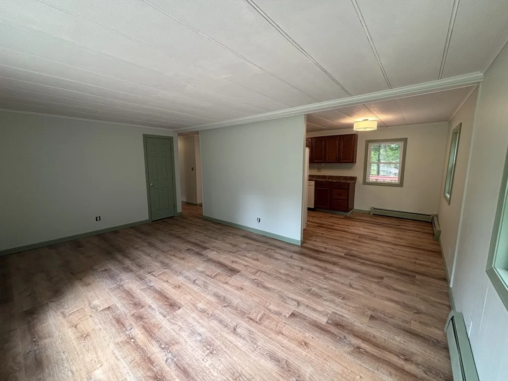 3 bed, 1 bath apartment for rent at 1050 Flat Hill Rd Unit 0, Lunenburg — photo 11 of 17