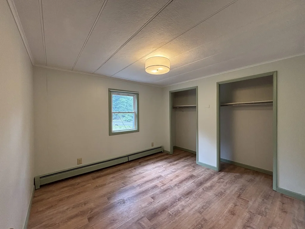 3 bed, 1 bath apartment for rent at 1050 Flat Hill Rd Unit 0, Lunenburg — photo 12 of 17