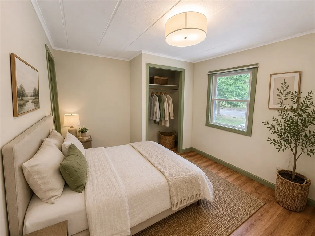 3 bed, 1 bath apartment for rent at 1050 Flat Hill Rd Unit 0, Lunenburg — photo 3 of 17
