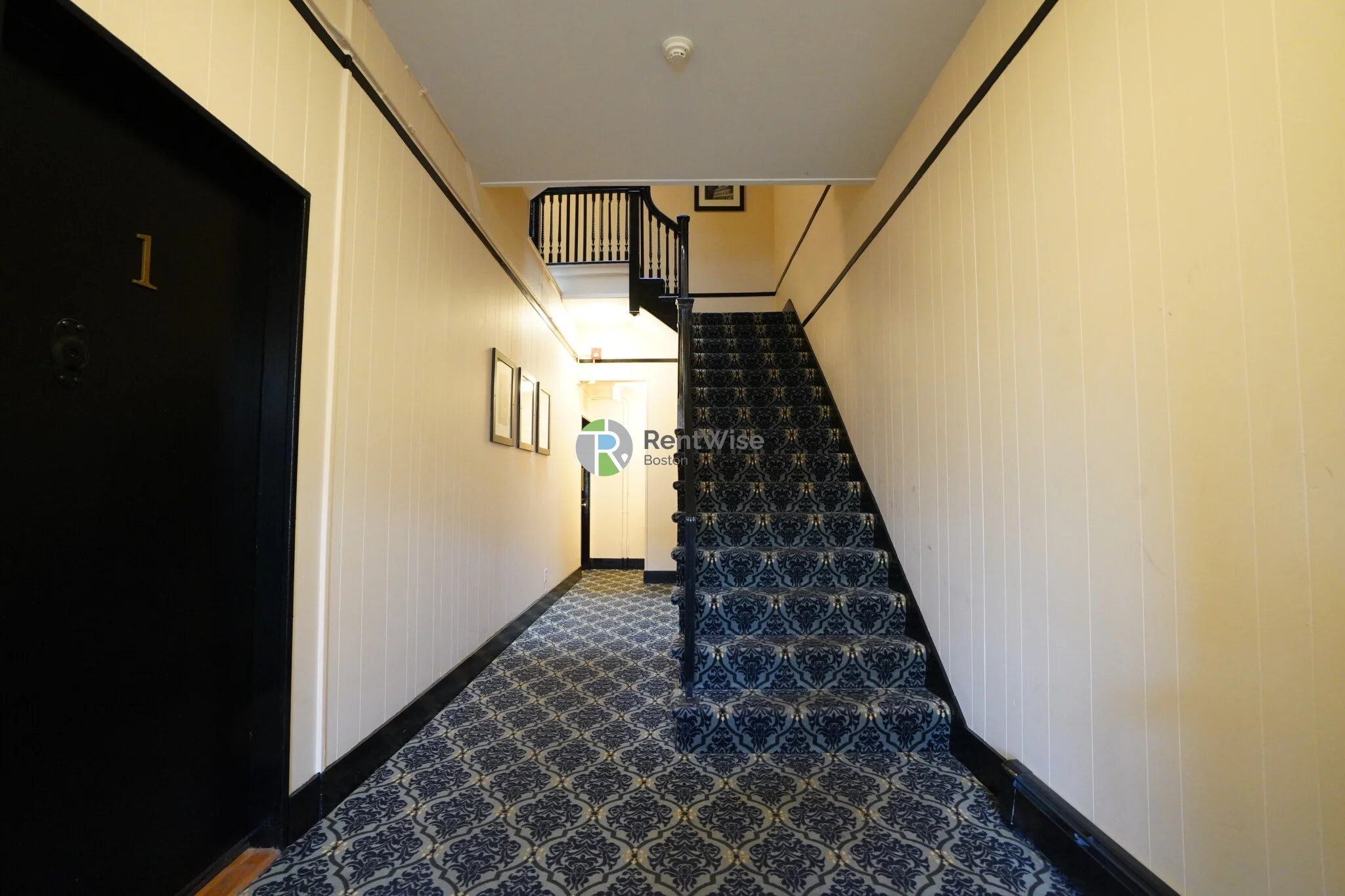 1 bed, 1 bath apartment for rent at 1055 Beacon St Unit 8, Longwood — photo 10 of 11