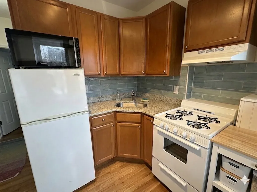 1 bed, 1 bath apartment for rent at 1056 Cambridge St Unit 2F, Inman Square