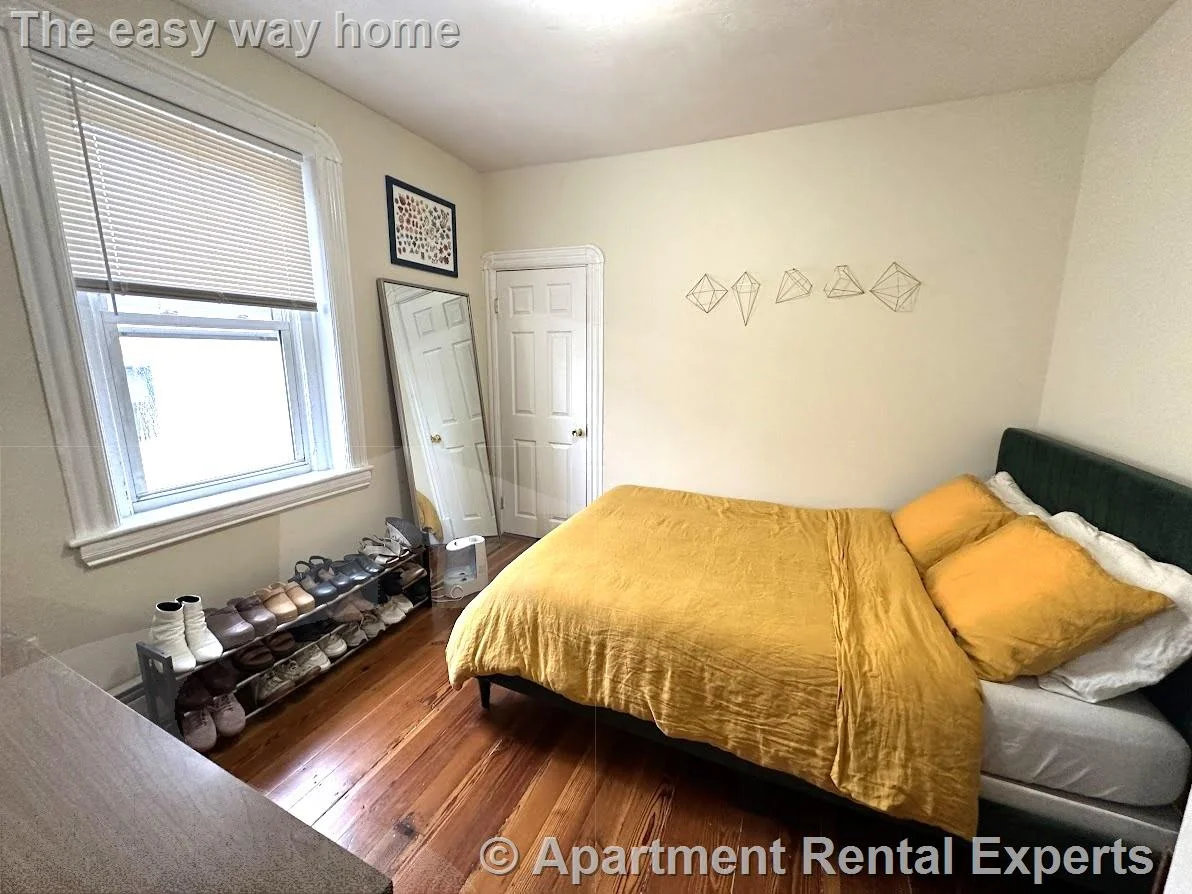 1 bed, 1 bath apartment for rent at 1056 Cambridge St Unit 4R, Wellington-Harrington — photo 7 of 11