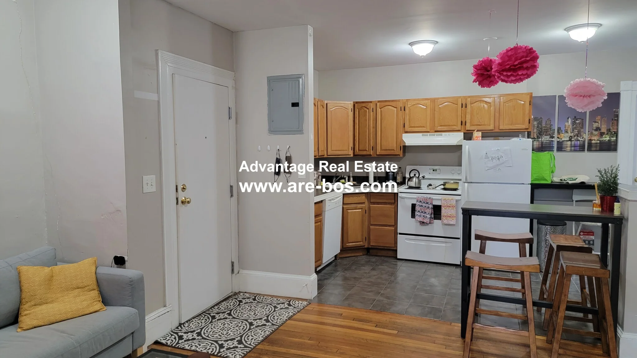 4 bed, 1 bath apartment for rent at 1056 Commonwealth Ave Unit 31, Brighton — photo 5 of 21