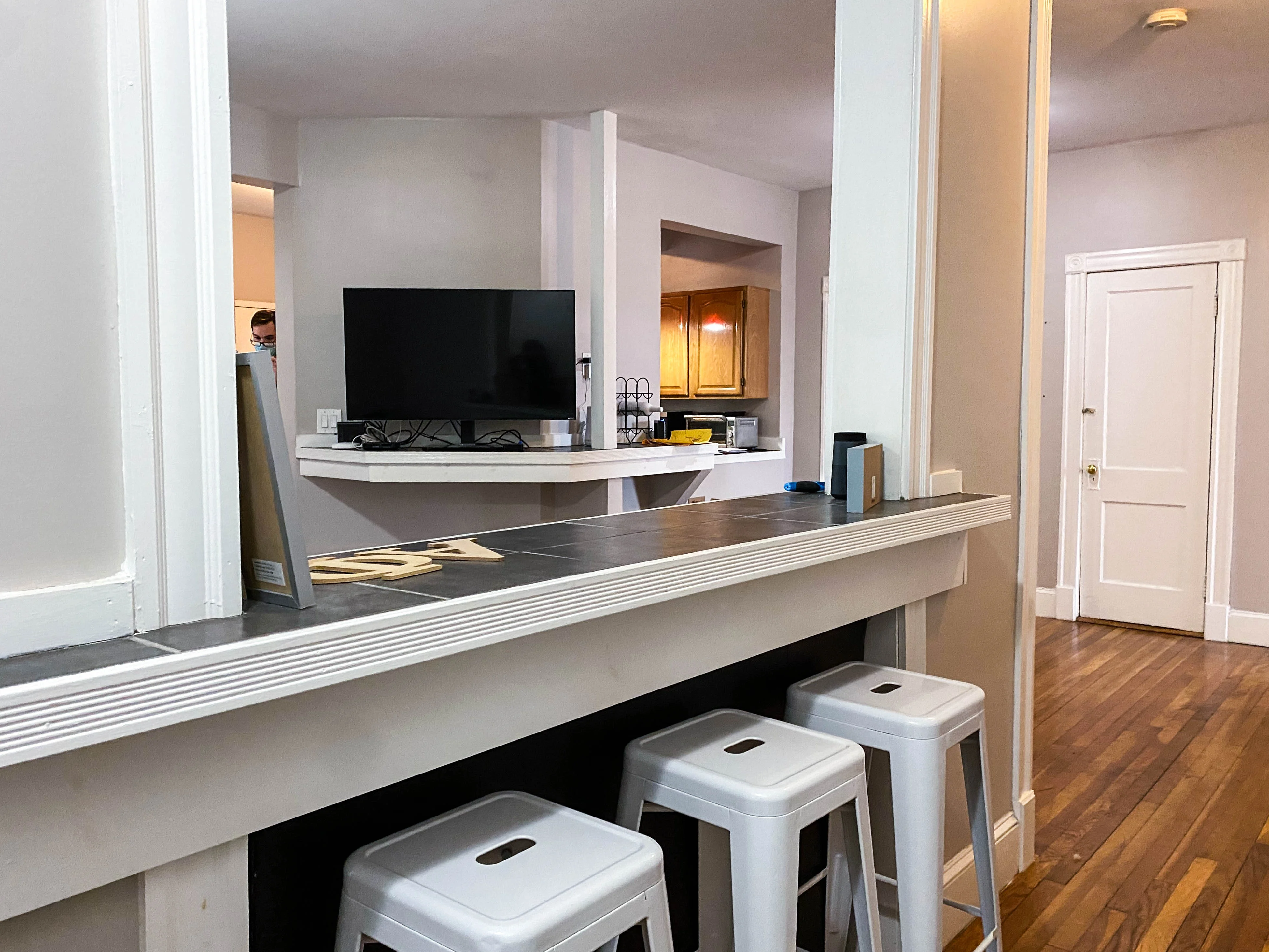 3 bed, 2 bath apartment for rent at 1056 Commonwealth Ave Unit 32, Brighton — photo 6 of 25