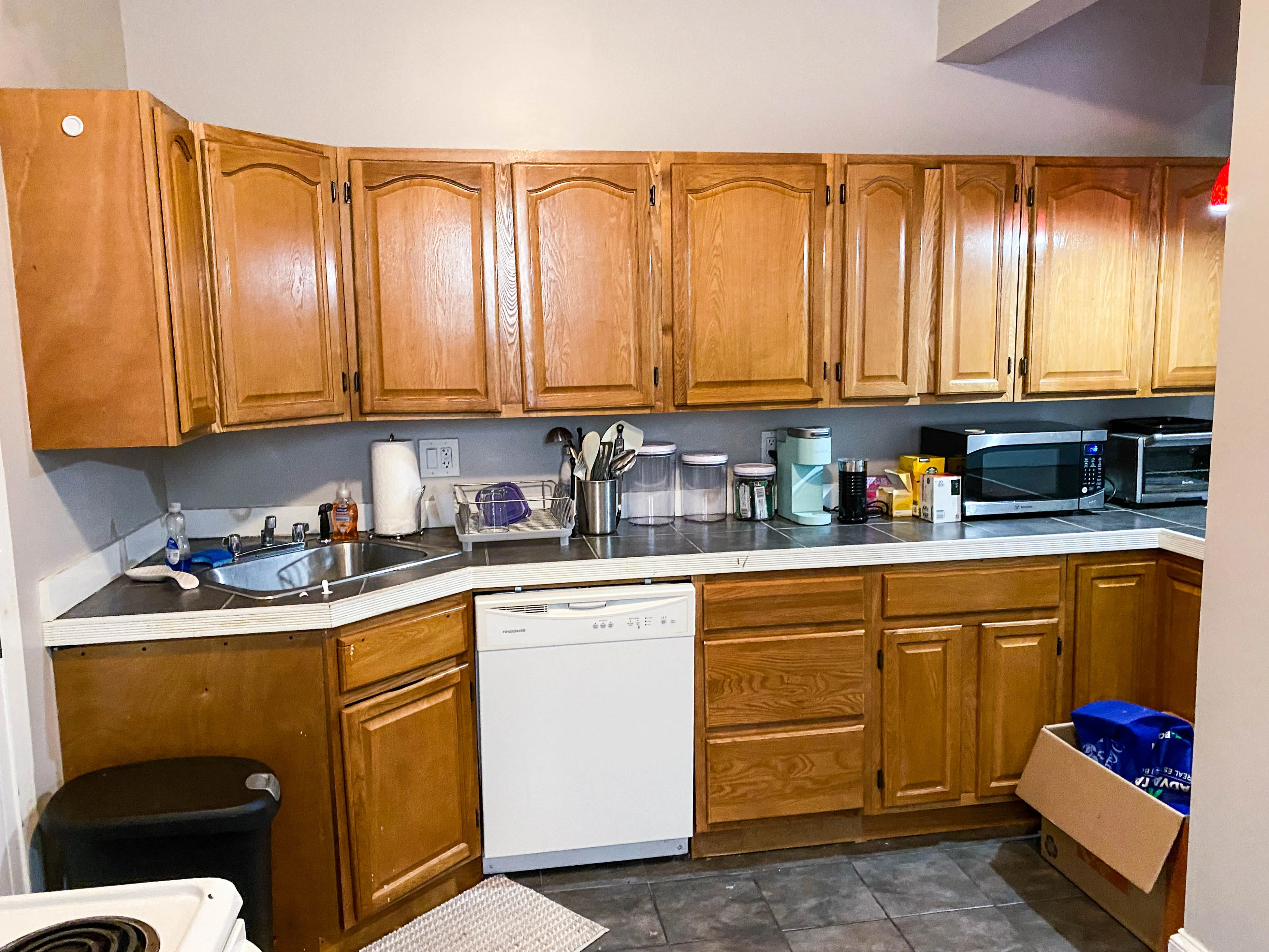 3 bed, 2 bath apartment for rent at 1056 Commonwealth Ave Unit 32, Brighton — photo 10 of 25