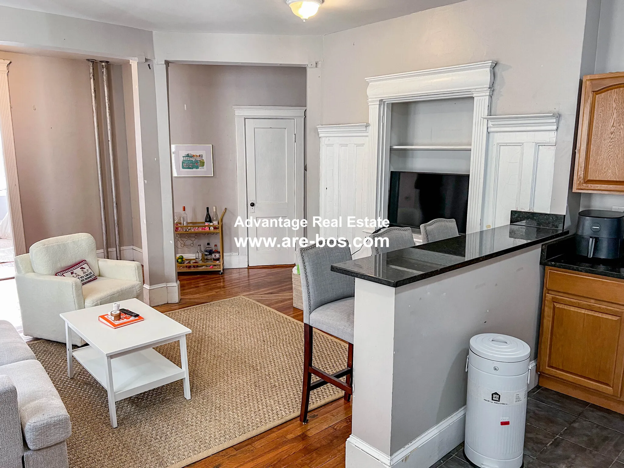 2 bed, 1 bath apartment for rent at 1056 Commonwealth Ave Unit 33, Brighton — photo 3 of 48