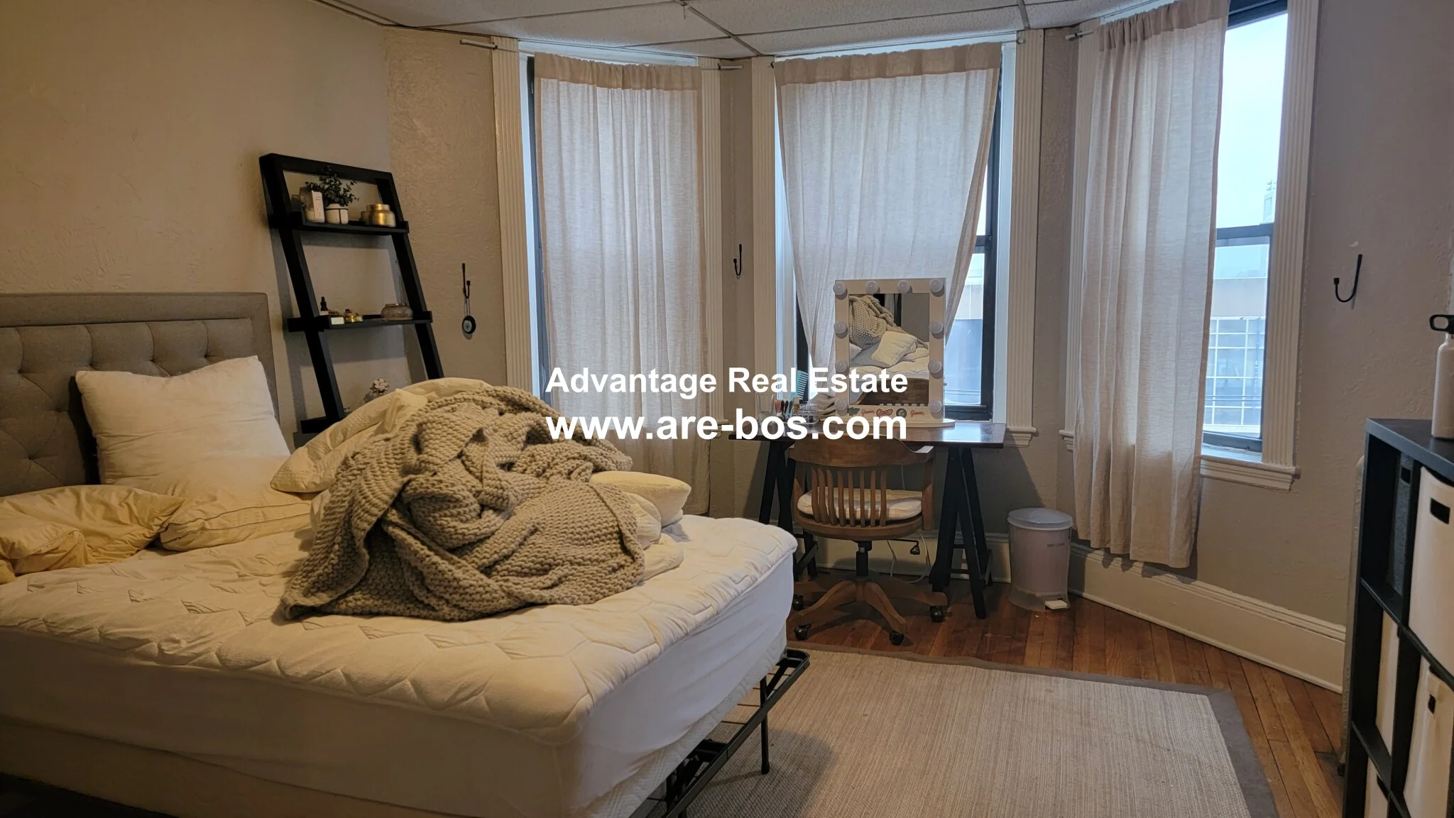 4 bed, 1 bath apartment for rent at 1056 Commonwealth Ave Unit 41, Brighton — photo 5 of 20
