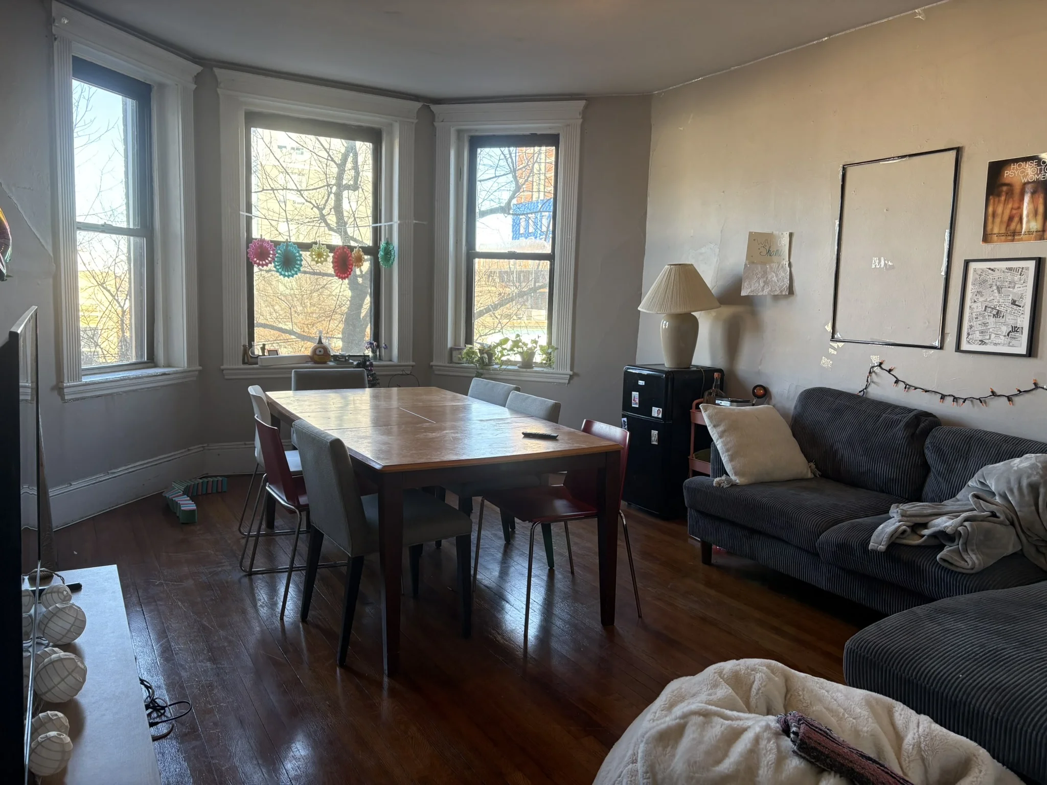 3 bed, 1 bath apartment for rent at 1056 Commonwealth Ave Unit 42, Brighton — photo 1 of 12