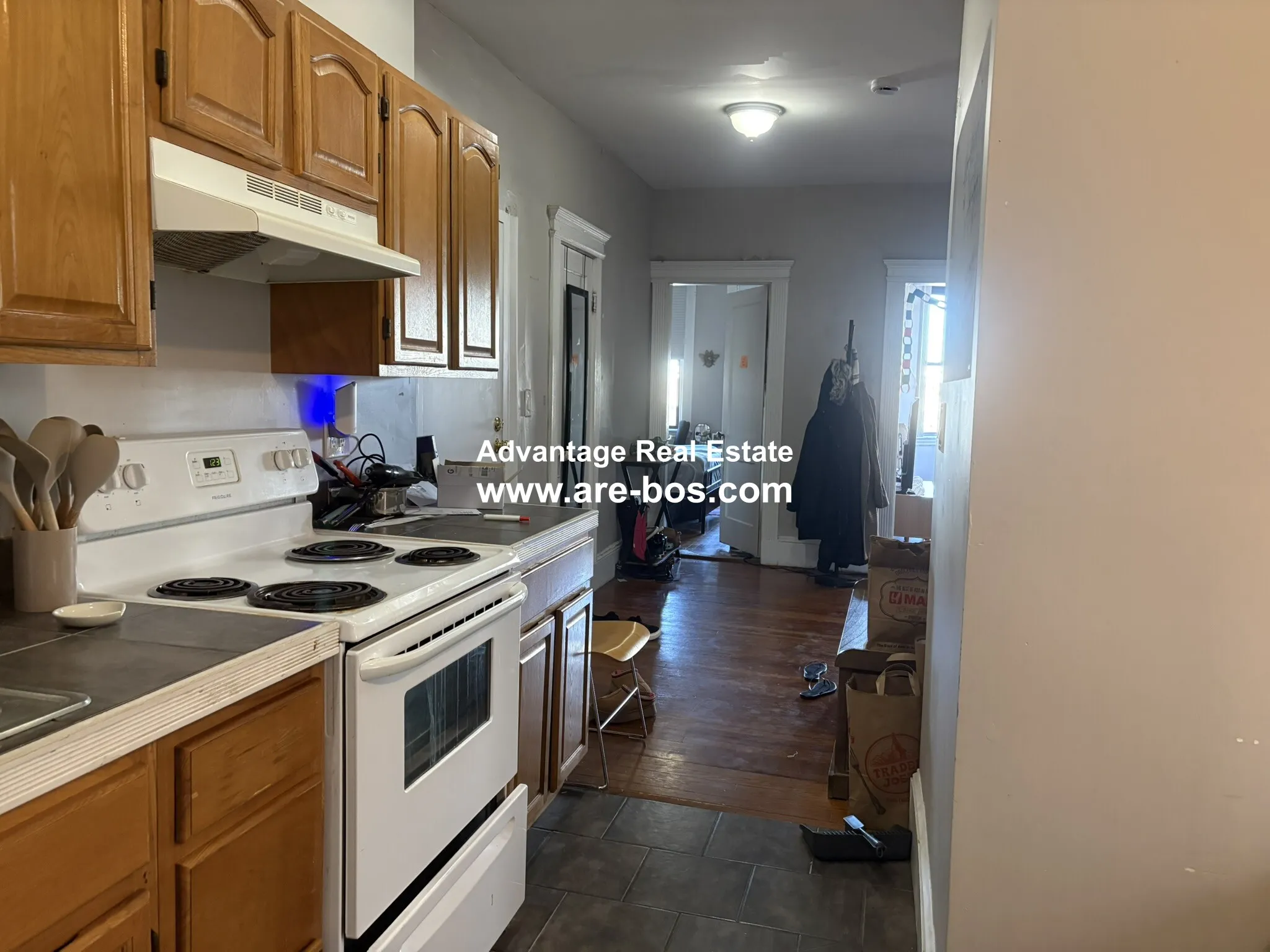 3 bed, 1 bath apartment for rent at 1056 Commonwealth Ave Unit 42 Duplicate, Brighton — photo 5 of 41
