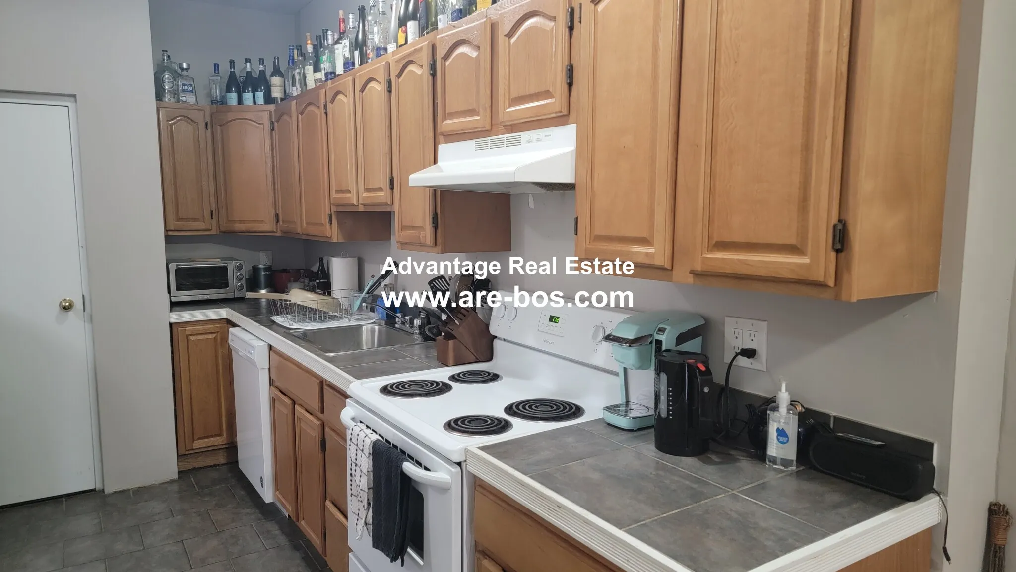 3 bed, 1 bath apartment for rent at 1056 Commonwealth Ave Unit 42 Duplicate, Brighton — photo 13 of 41