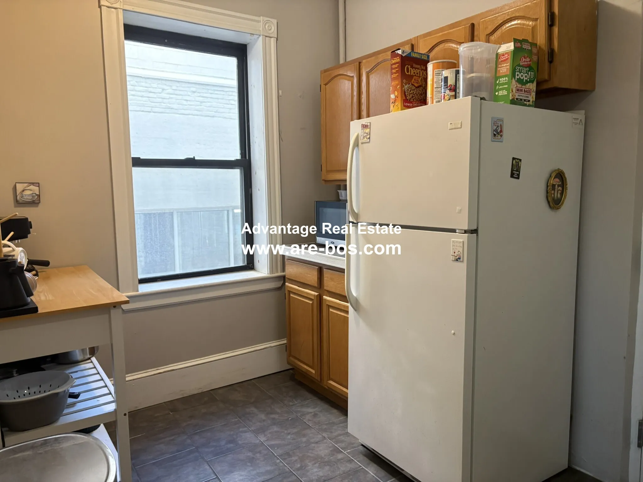 3 bed, 1 bath apartment for rent at 1056 Commonwealth Ave Unit 42 Duplicate, Brighton — photo 3 of 41