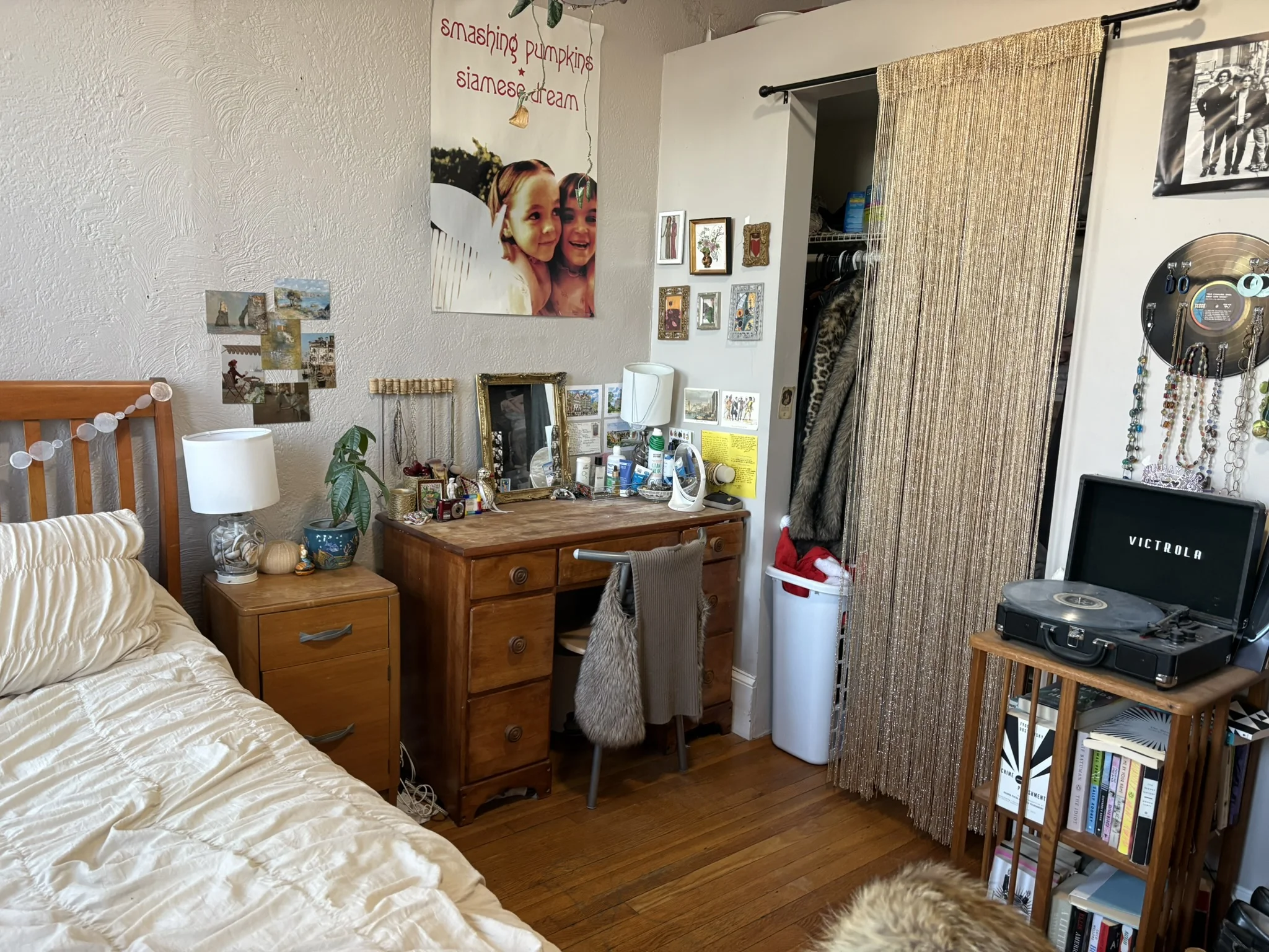 4 bed, 1 bath apartment for rent at 1056 Commonwealth Ave Unit 51, Brighton — photo 7 of 14