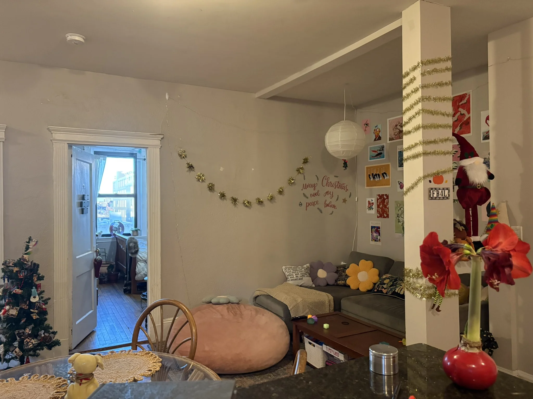 4 bed, 1 bath apartment for rent at 1056 Commonwealth Ave Unit 51, Brighton — photo 3 of 14