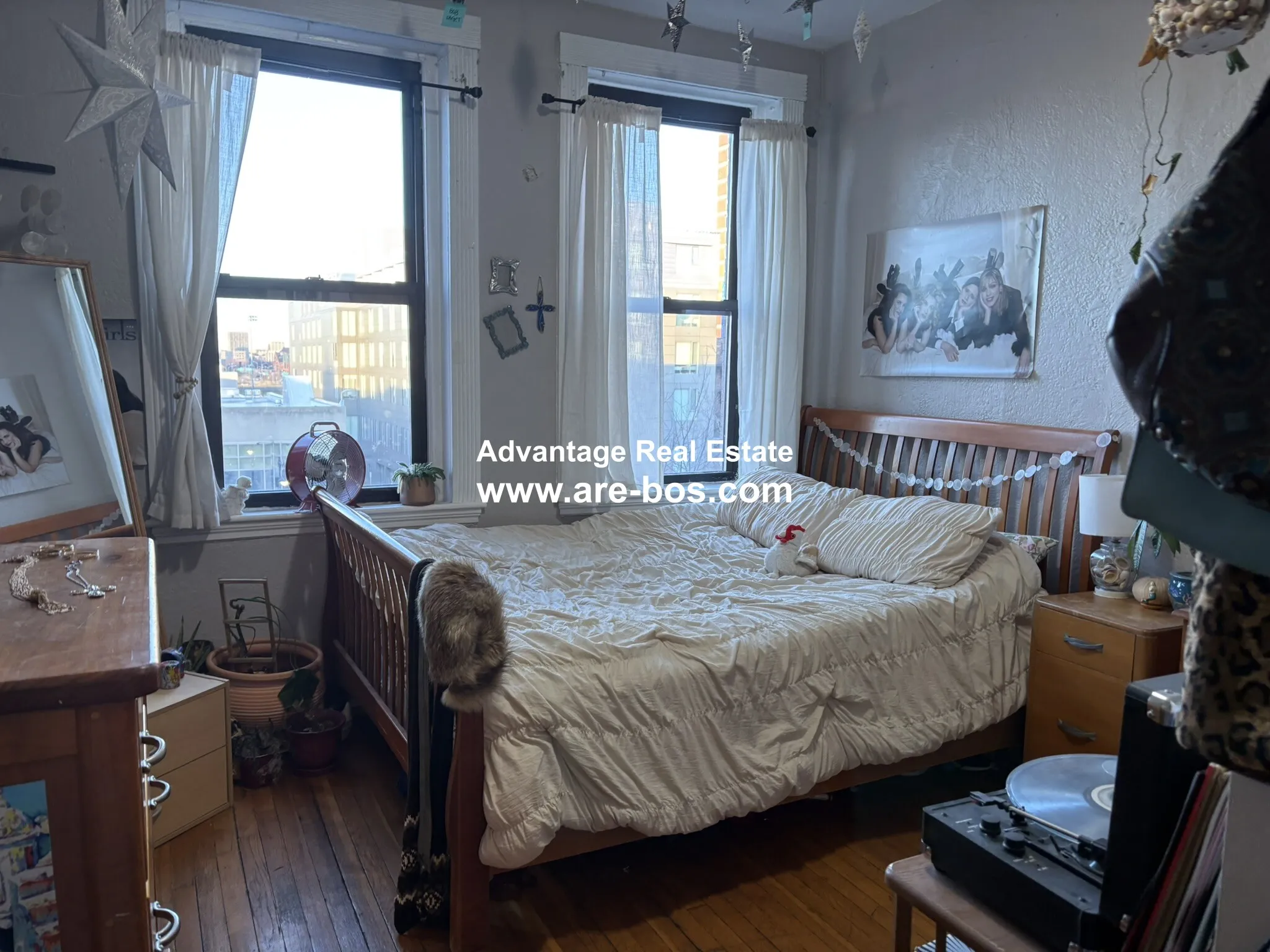 4 bed, 1 bath apartment for rent at 1056 Commonwealth Ave Unit 51 Duplicate, Brighton — photo 6 of 63
