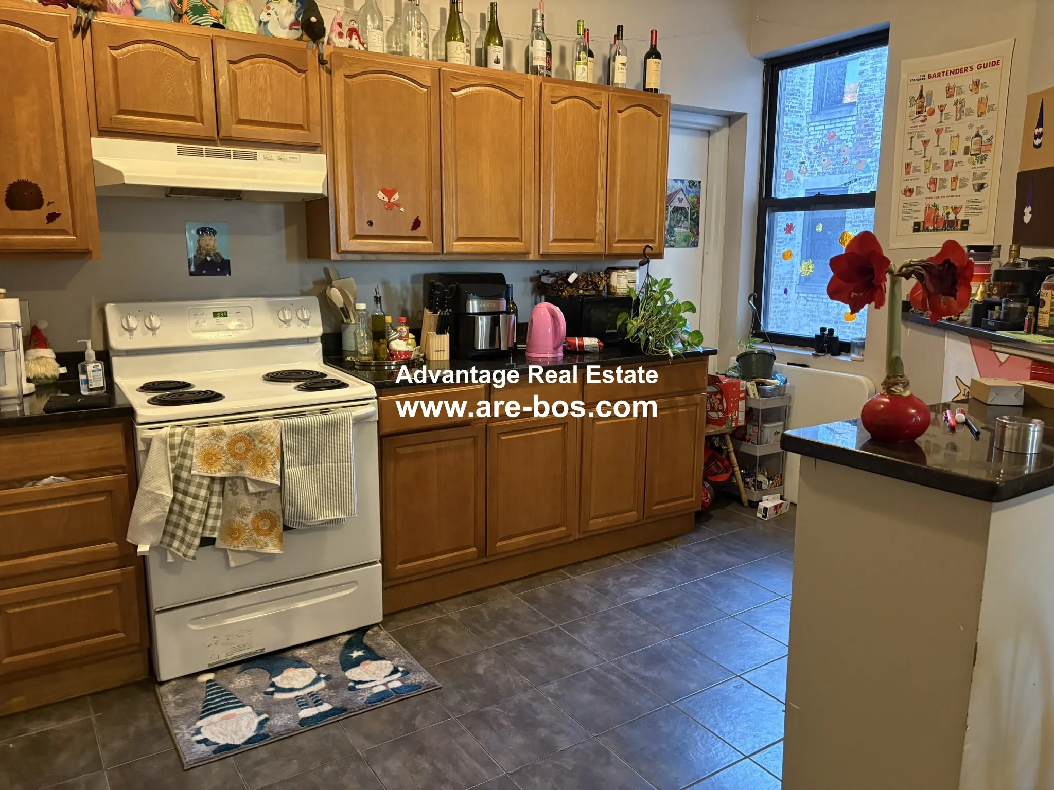 4 bed, 1 bath apartment for rent at 1056 Commonwealth Ave Unit 51 Duplicate, Brighton