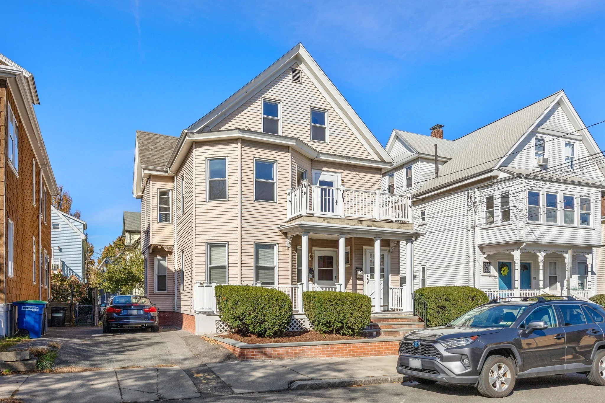 3 bed, 1 bath apartment for rent at 106-108 Hancock St Unit 108, Davis Square