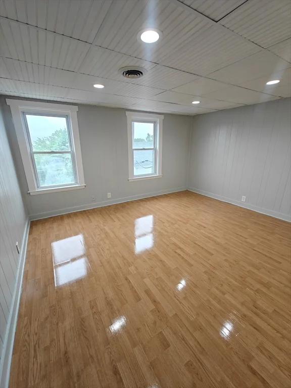 2 bed, 1 bath apartment for rent at 106/118 Wilcox St Unit 6, Fall River — photo 6 of 12