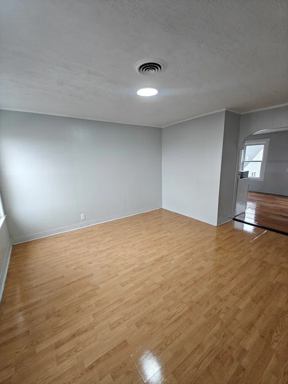 2 bed, 1 bath apartment for rent at 106/118 Wilcox St Unit 6, Fall River — photo 7 of 12