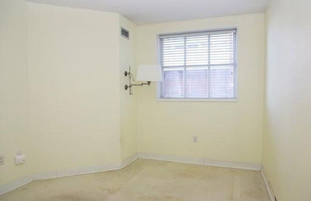 2 bed, 2 bath apartment for rent at 106 13th St Unit 1, Charlestown — photo 4 of 9