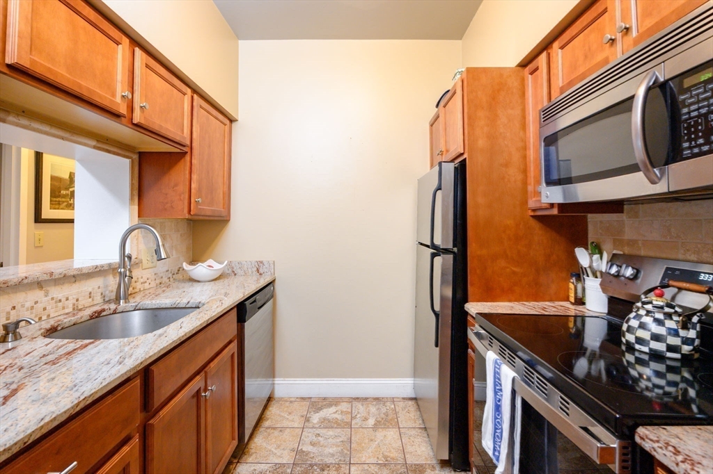 2 bed, 1 bath apartment for rent at 106 13th St Unit 207, Charlestown — photo 14 of 26