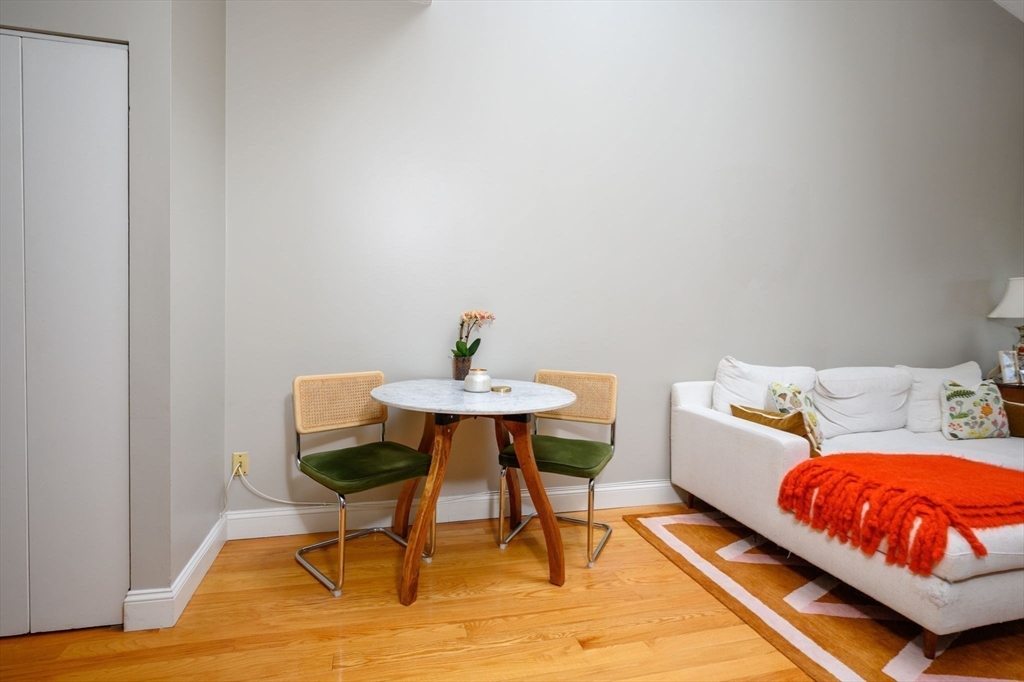 2 bed, 1 bath apartment for rent at 106 13th St Unit 207, Charlestown — photo 8 of 26