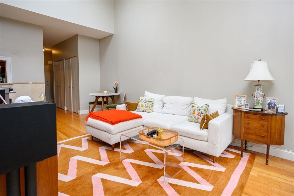 2 bed, 1 bath apartment for rent at 106 13th St Unit 207, Charlestown — photo 5 of 26