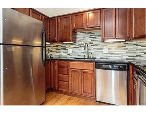 2 bed, 1.5 bath apartment for rent at 106 13th St Unit 307, Charlestown — photo 2 of 9