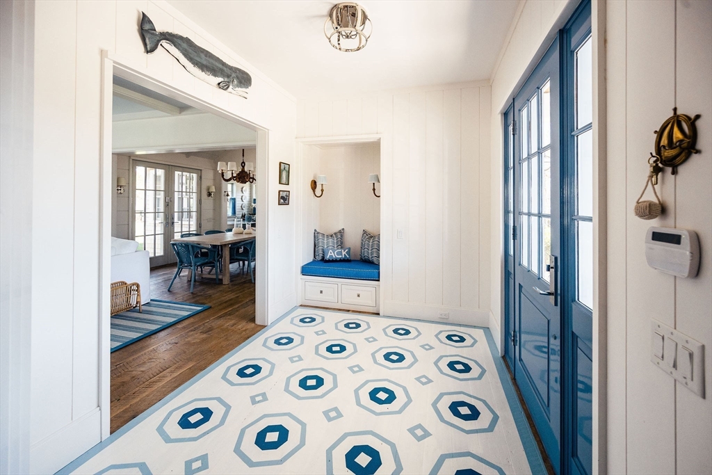 7 bed, 4+ bath apartment for rent at 106 A Surfside Rd Unit EAST, Surfside — photo 9 of 42