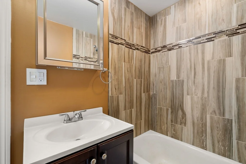 2 bed, 2 bath apartment for rent at 106 Barnes Ave Unit 3, East Boston — photo 15 of 20