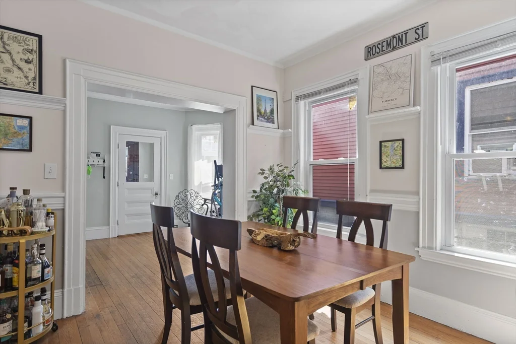4 bed, 2 bath apartment for rent at 106 Belmont St Unit 106, Spring Hill — photo 2 of 15