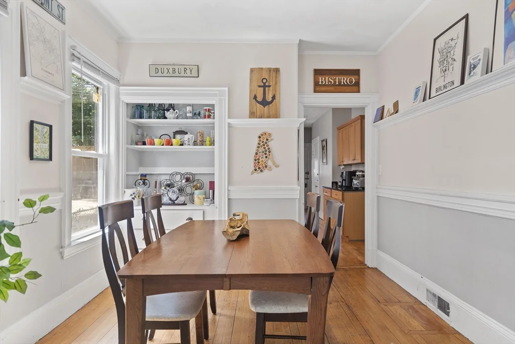 4 bed, 2 bath apartment for rent at 106 Belmont St Unit 106, Spring Hill — photo 3 of 15