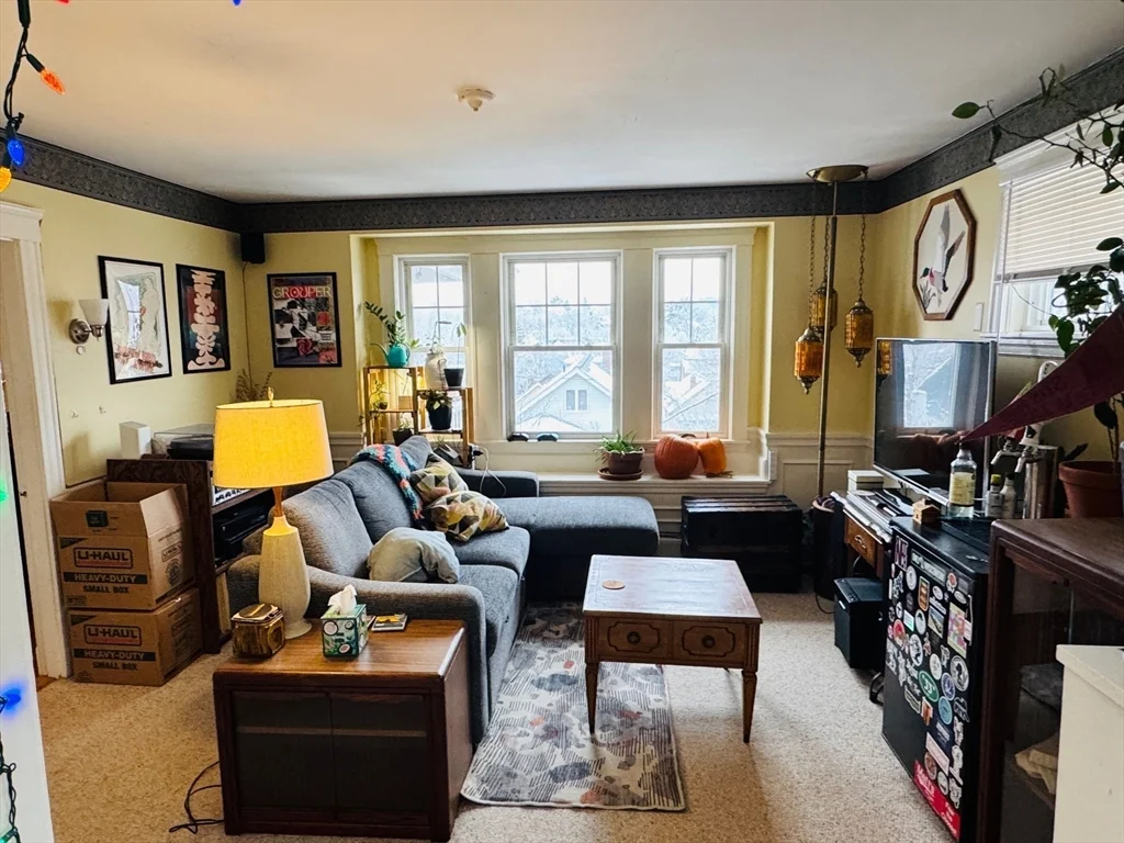 2 bed, 1 bath apartment for rent at 106 Bennett St Unit 2, Brighton — photo 2 of 11