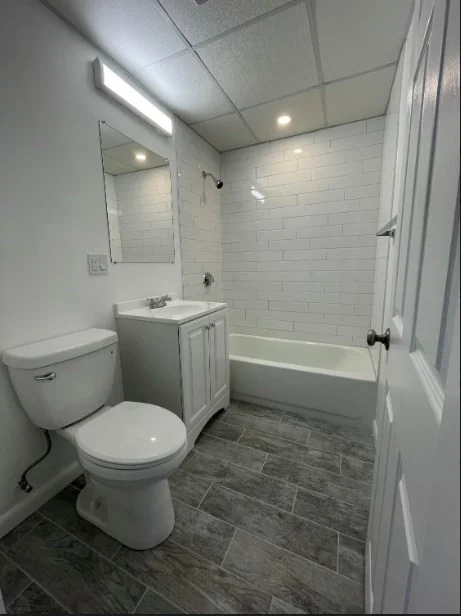 1 bed, 1 bath apartment for rent at 106 Broad St Unit 2-4, Weymouth — photo 11 of 13