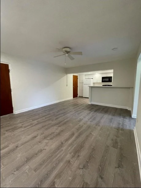 1 bed, 1 bath apartment for rent at 106 Broad St Unit 2-4, Weymouth — photo 4 of 13
