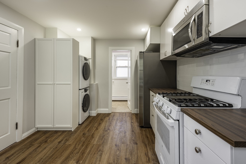 2 bed, 1 bath apartment for rent at 106 Byron St Unit 1, East Boston — photo 6 of 29
