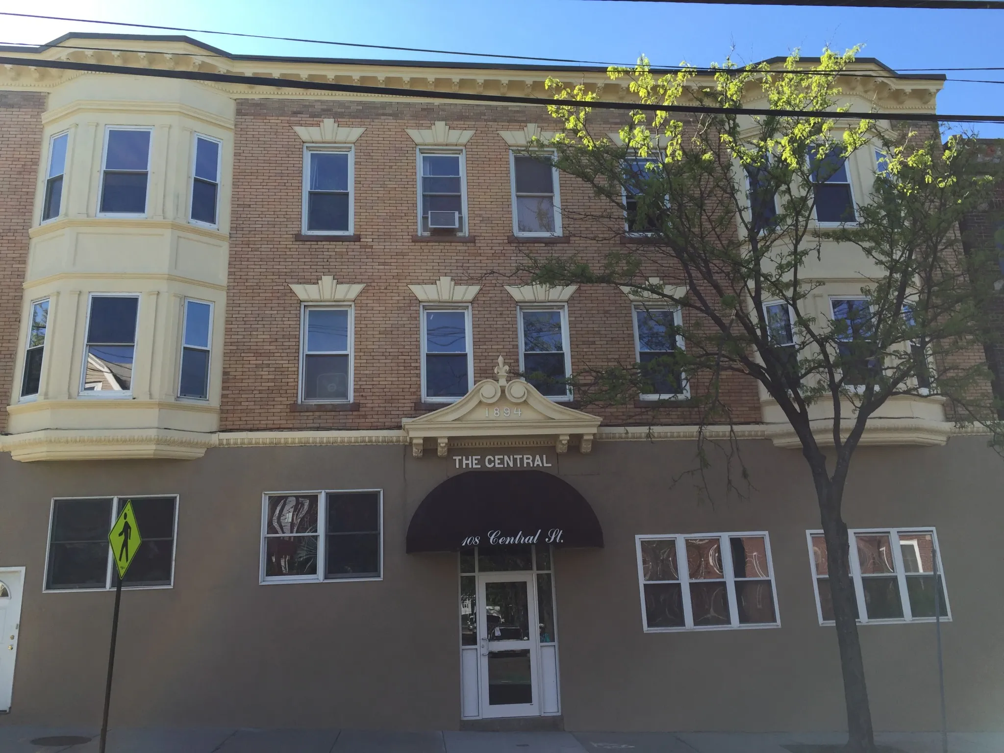 2 bed, 1 bath apartment for rent at 106 Central St Unit 0, Powder House Square — photo 11 of 13
